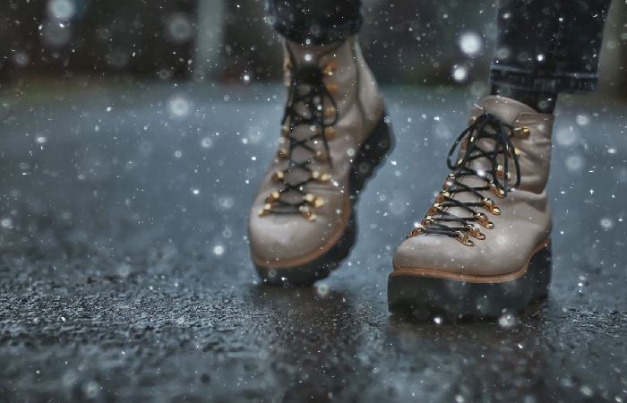 Waterproof Boots Write For Us 