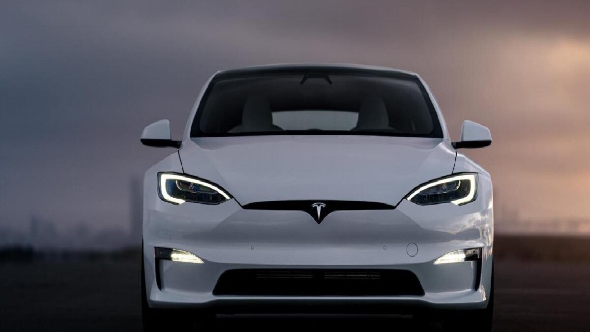 Info about Tesla Plaid Forums