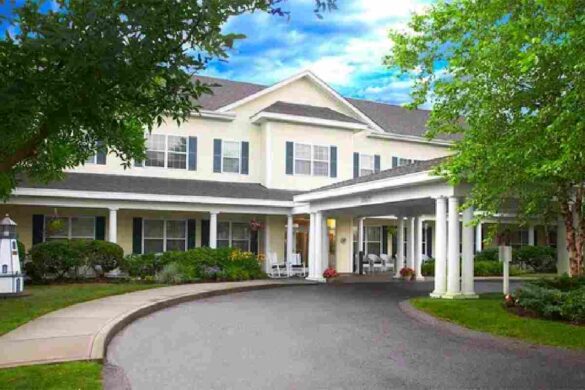 What is Assisted Living In MA?